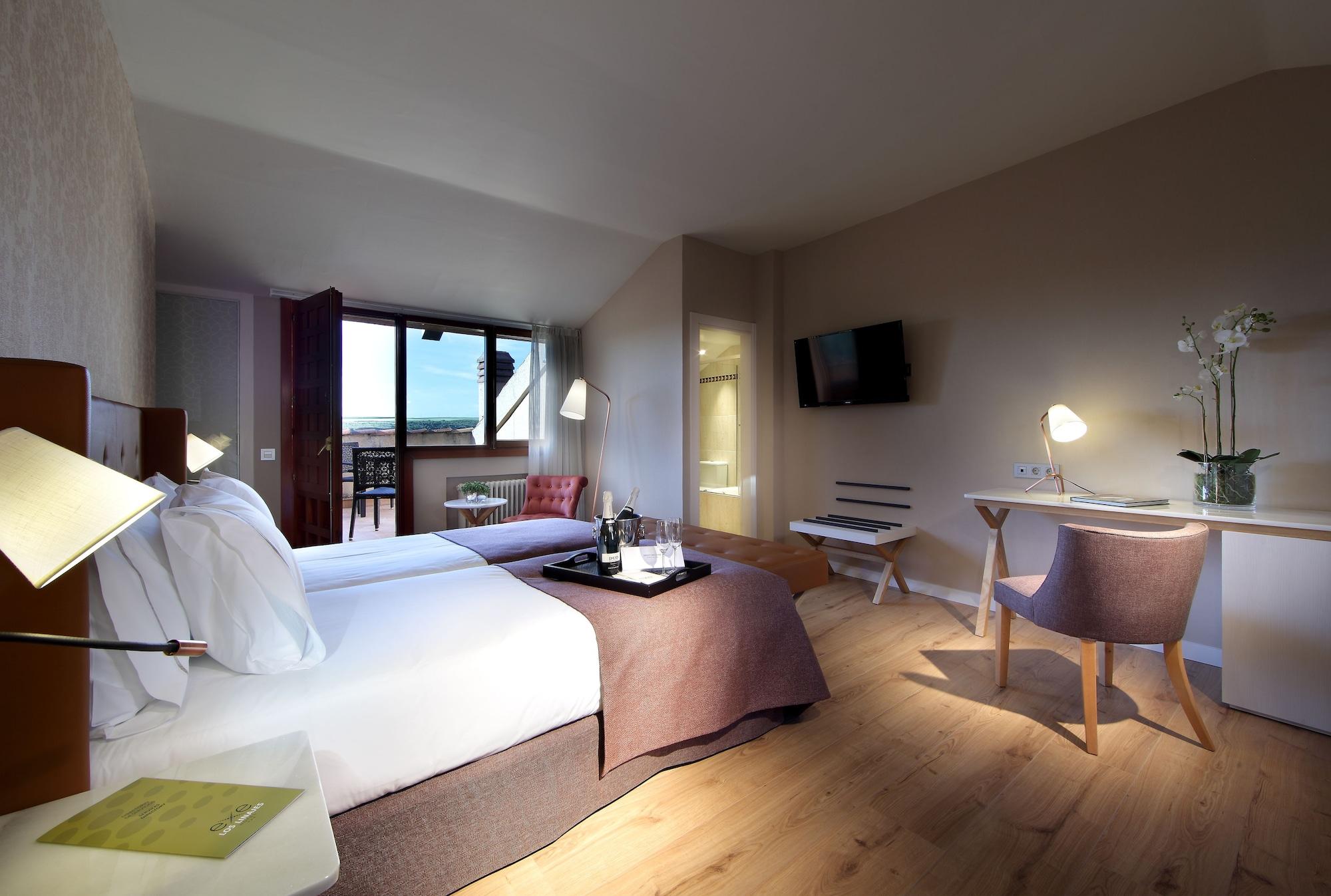 เอกเซ กาซา เด โลส ลินาเฆส Hotel เซโกเวีย ภายนอก รูปภาพ